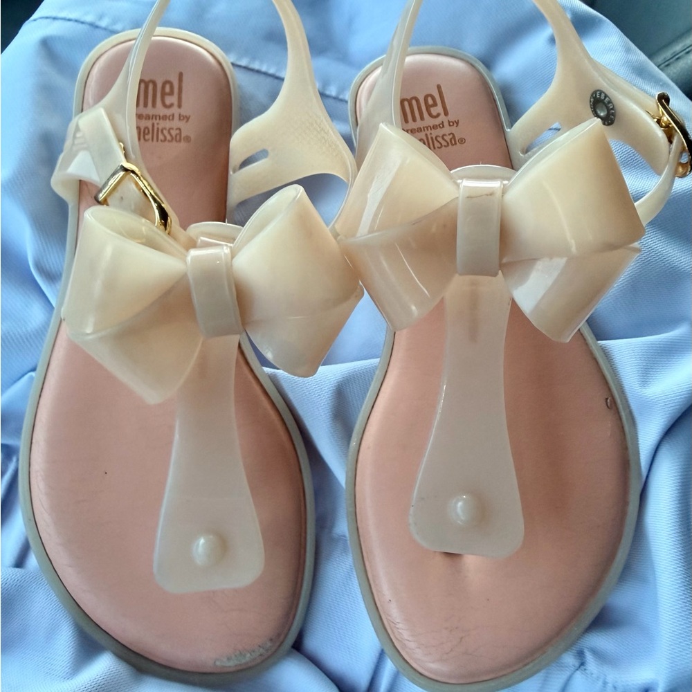 Mel by Melissa Cream Bow Sandals